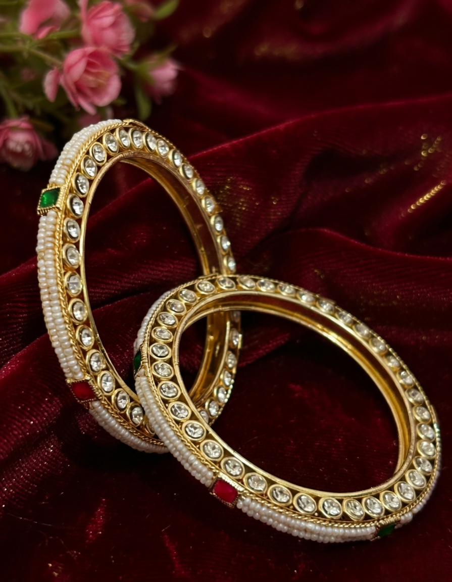 Lightweight Designer Gold Bangles Set