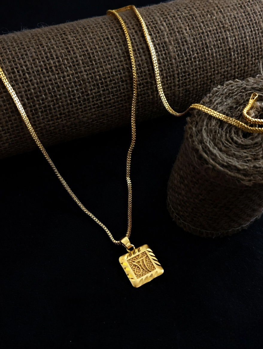 Delicate Maa Chain