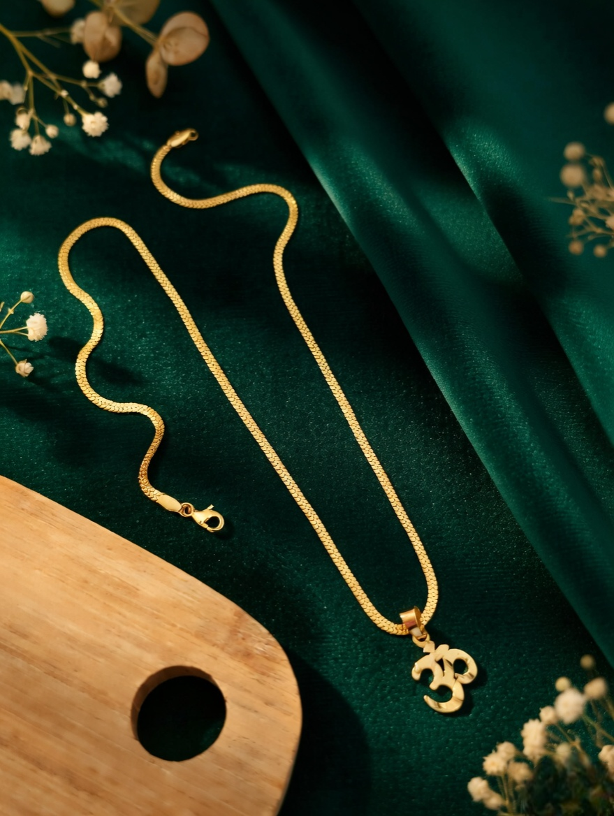 Soft Glow Om Chain Necklace