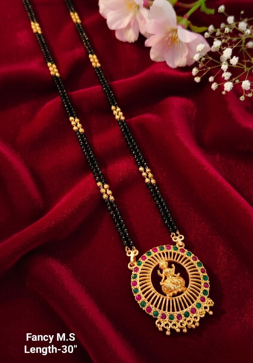 Traditional Gold Dangling Pendant Mangalsutra