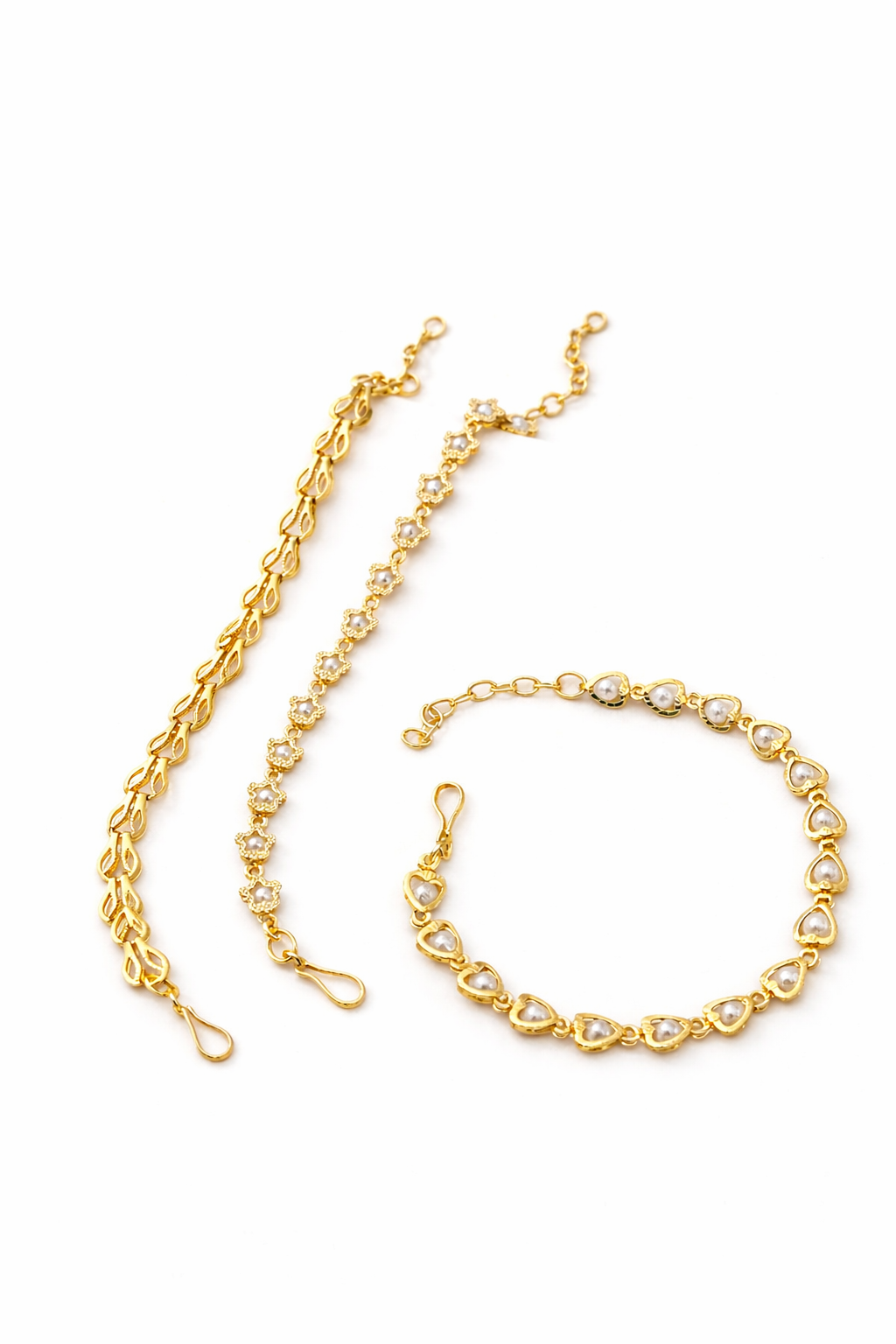 Minimalist Gold Bracelet with Sparkling Details
