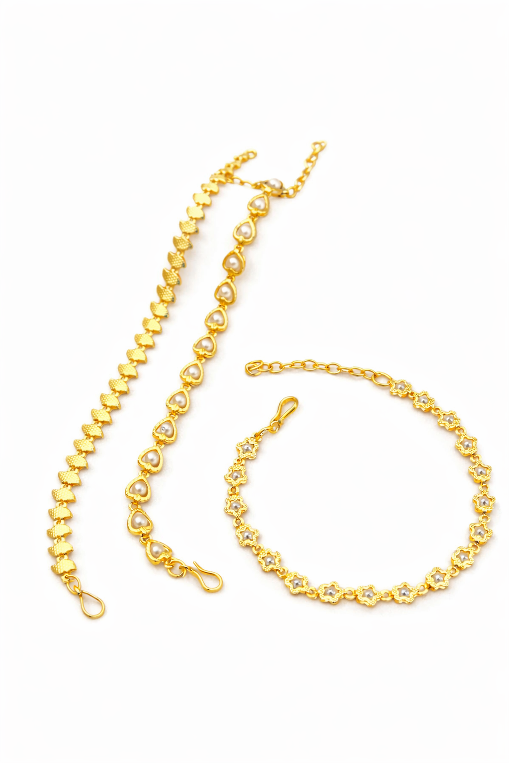 Lightweight Gold Bracelet for Daily Wear