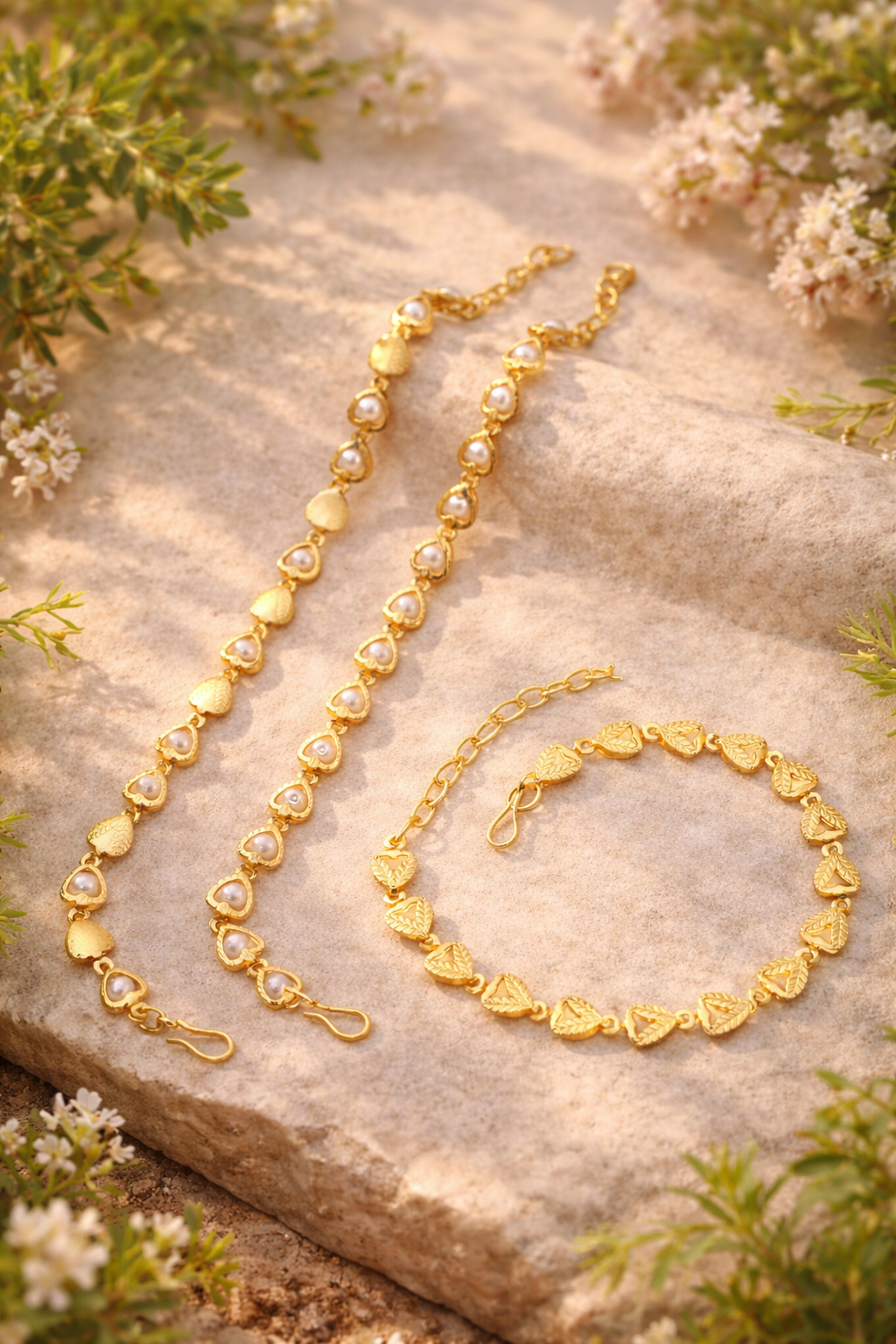 Fine Textured Gold Bracelet Design