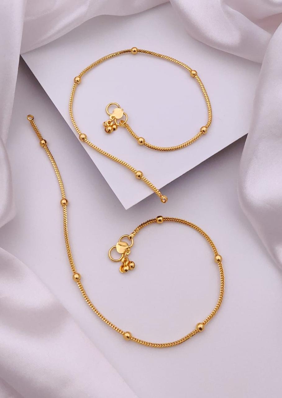 Elegant Bloom Anklet