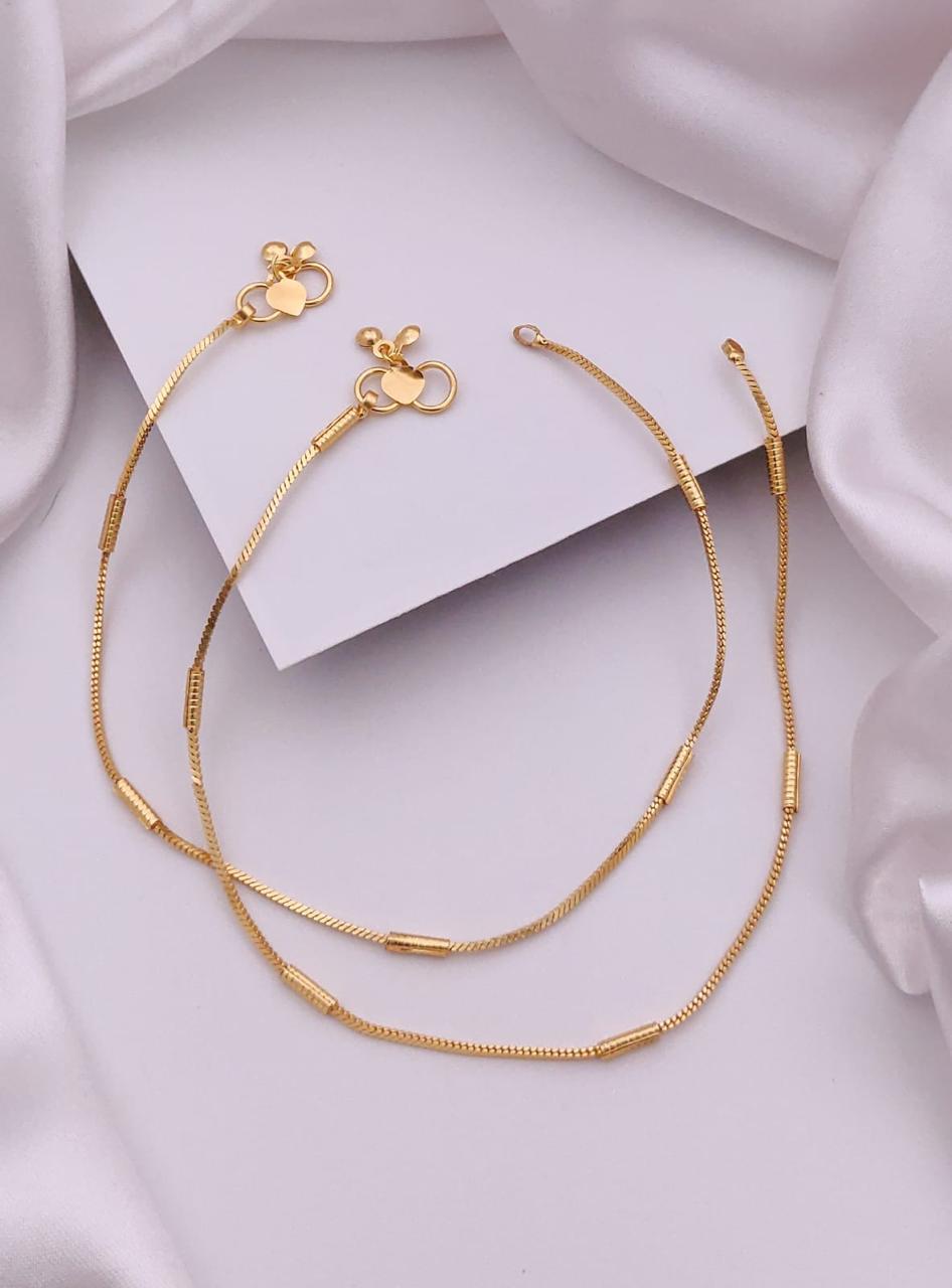 Blue Daisy Gold Anklet