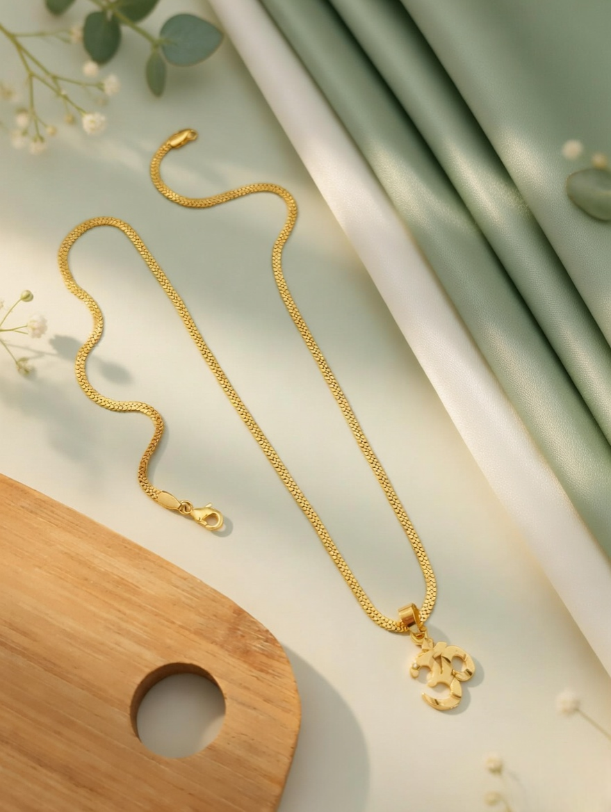Soft Glow Om Chain Necklace