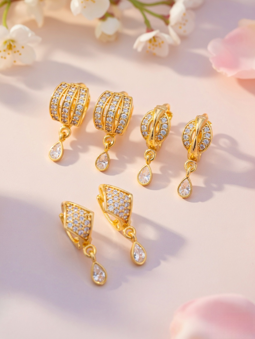 Sparkling Leaf Motif Gold Drops